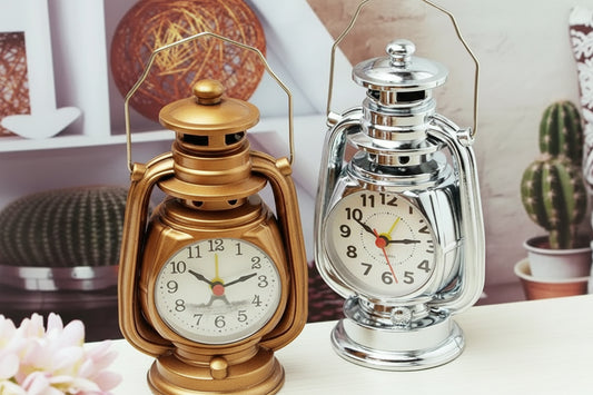 Vintage Oil Lamp Style Alarm Clock – Retro Table Decor &amp; Ornament