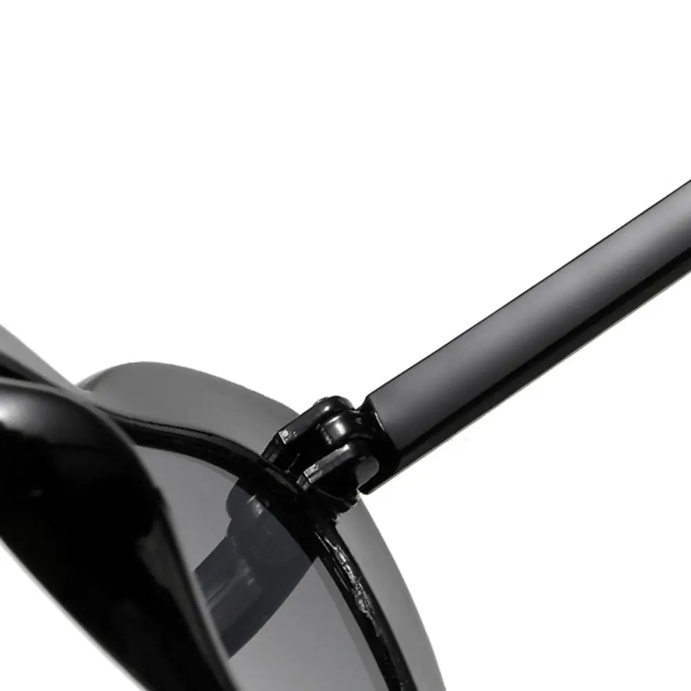 Heart-shaped Sunglasses for Women – Vintage Fashion Sunglasses with UV Protection